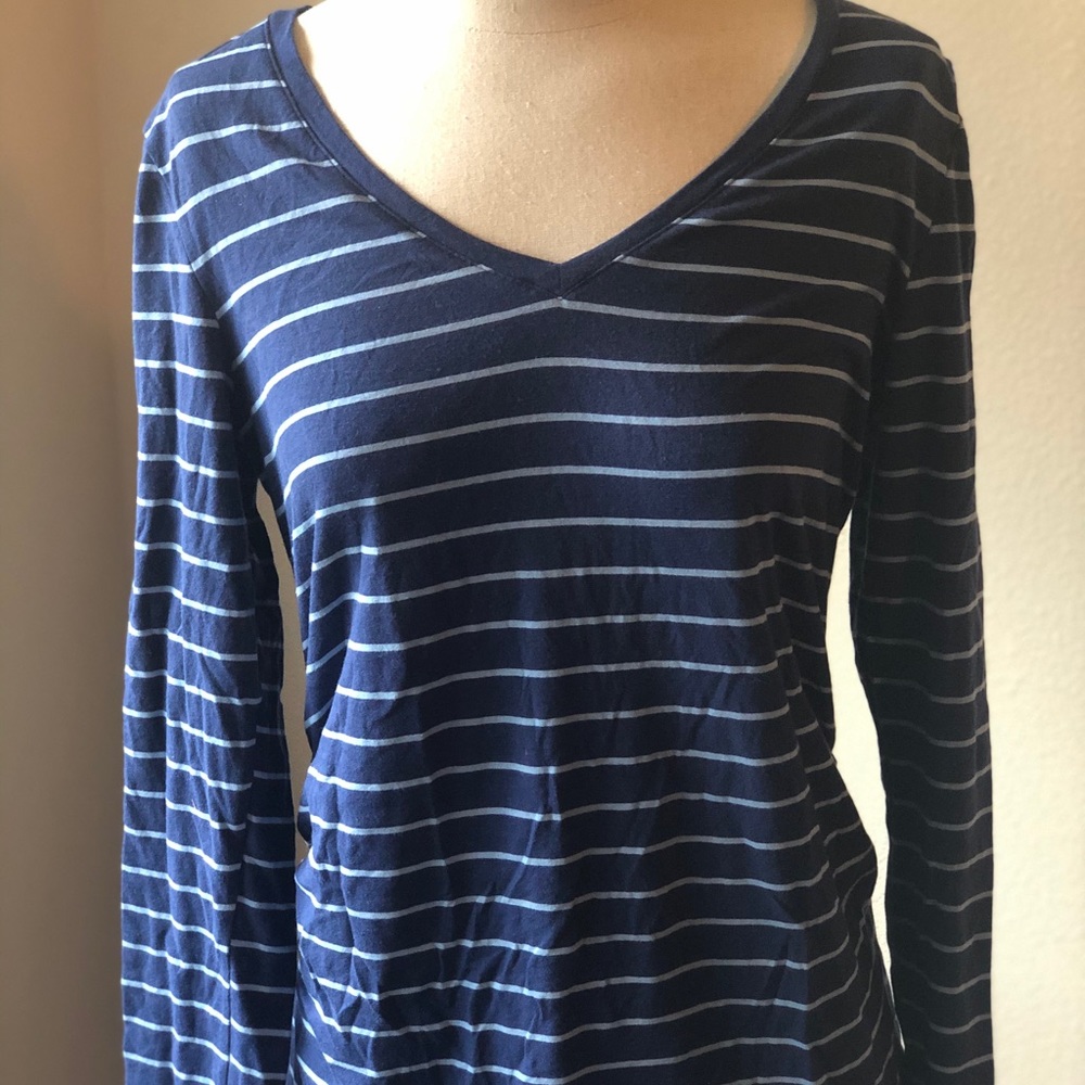 GAP maternity long sleeve T